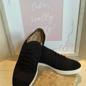 LifeStride 8.5 Wide Women’s Esme 2 Black Knit Slip-On Sneaker